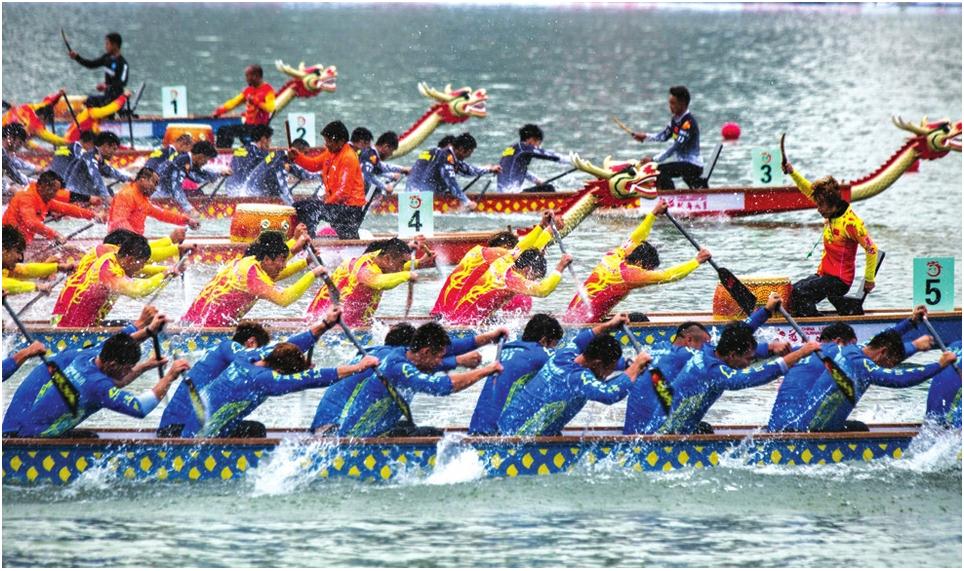 弘揚(yáng)中華文化 撬動(dòng)冰雪經(jīng)濟(jì)錫林郭勒國(guó)際冰上龍舟錦標(biāo)賽開賽(圖1)