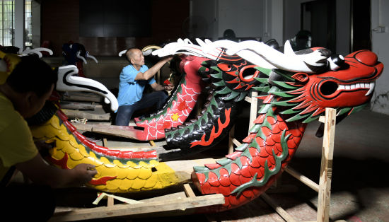 春潮涌動千帆競——安康以實干之姿奏響高質(zhì)量發(fā)展春日“奮進曲” - 安康新聞網(wǎng)(圖1)