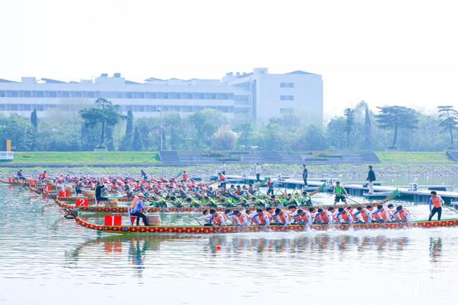 資陽野人龍舟隊(duì)全運(yùn)會選拔賽創(chuàng)佳績 續(xù)寫千年沱江競渡傳奇(圖2)
